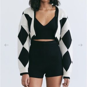 Source unknown cropped cardigan